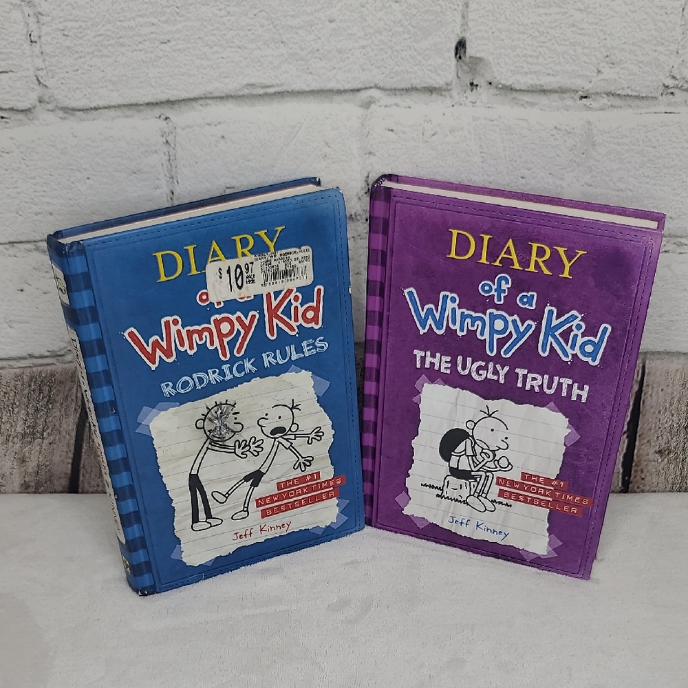 Kids/Children's Illustrated Fun Diary of a Wimpy Kid Two Book Set Book 2/Book 5